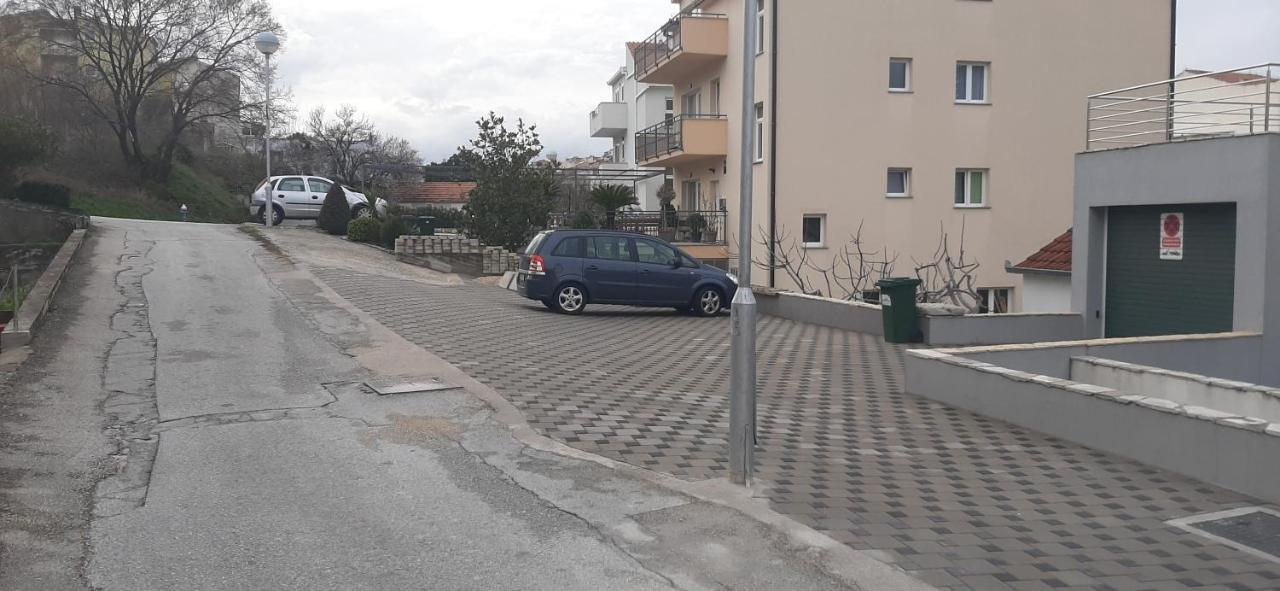 Click In Apartment Stobrec Next To Split Exteriör bild